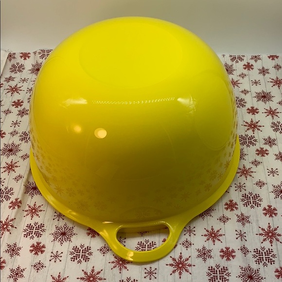 Tupperware Jumbo Bowl 10 Liter - Picture 14 of 16